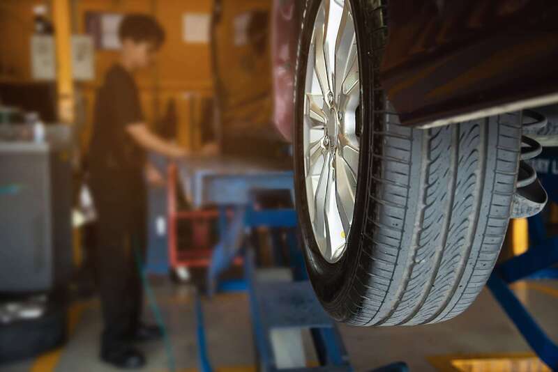 تعمیرگاه تخصصی خودرو های کلاس در نصیرشهر